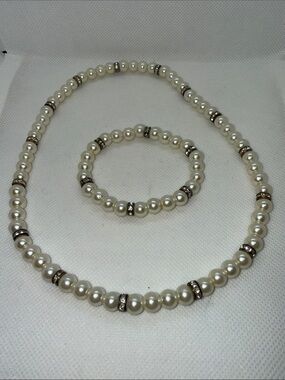 Classic Pearl Necklace and Bracelet Set - Cream Pearl with Silver Accents